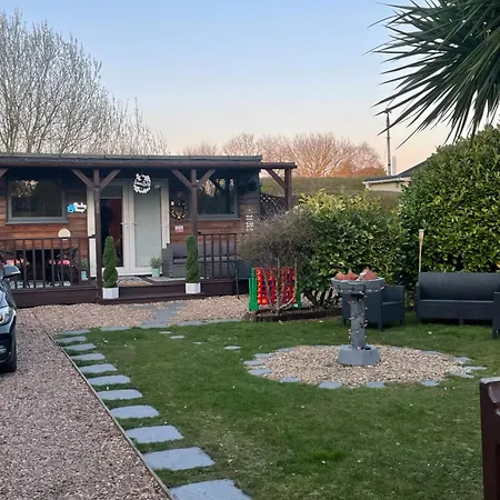 The Dog House Villa Humberston Exterior photo